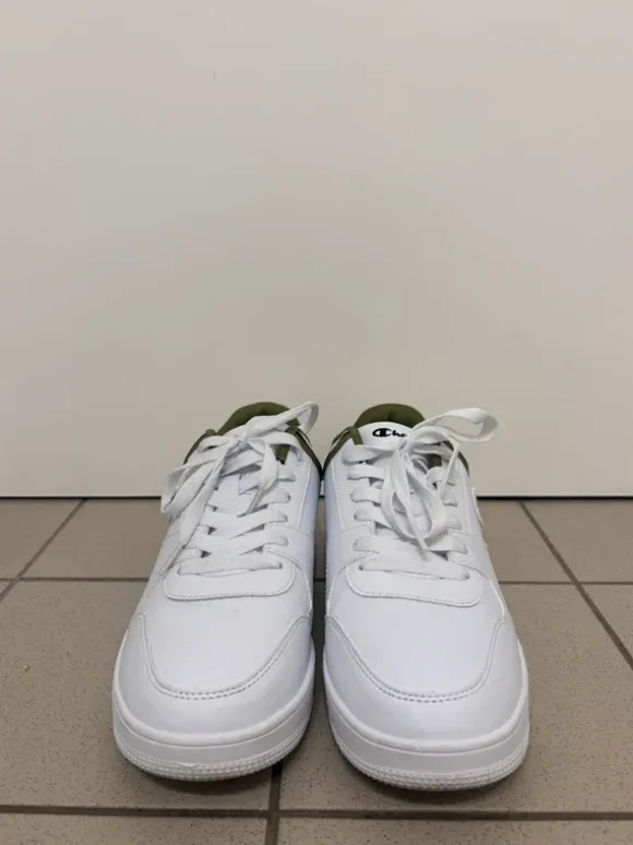 Champion RD18 Low Sneacker Weiß/Olive