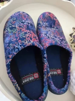 Chaussons / Mules Gezer multicolores - T39 (taillent petit)🐬