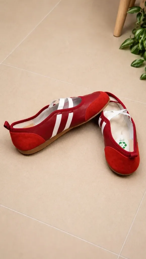 Chaussures ballerines tabi Mary Janes rouges / T38 | Vinted