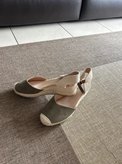 Chaussures imitation espadrille à talon