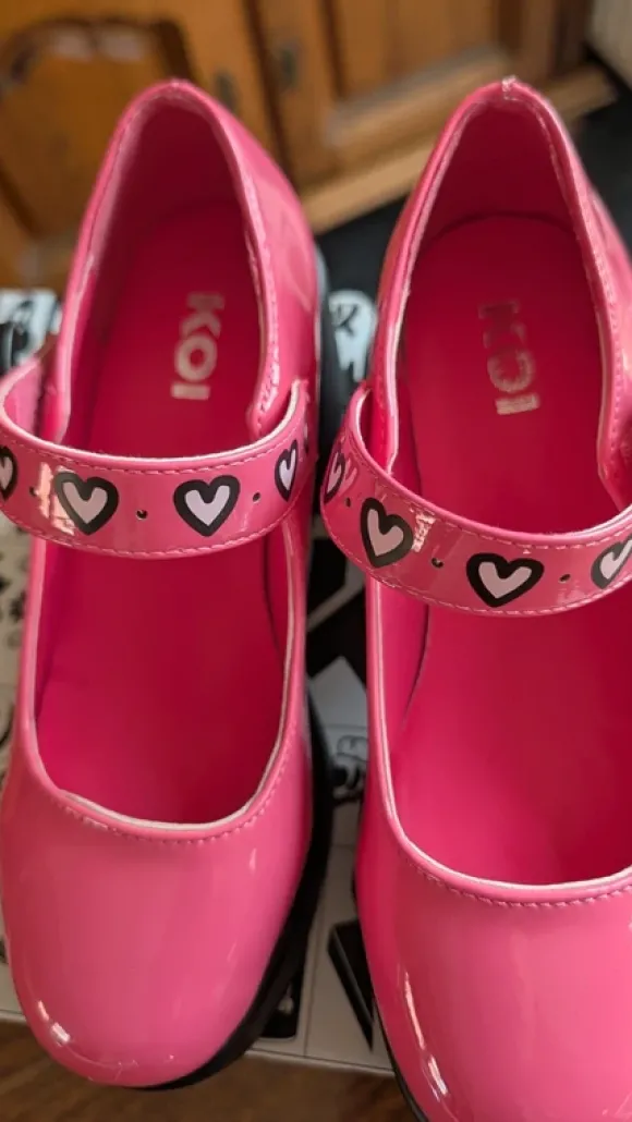 Chaussures Koi Footwear roses