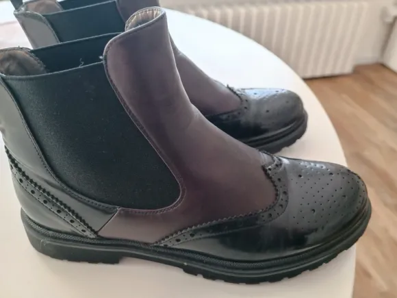 Chelsea Boots