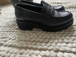 Chunky Loafer schwarz Preppy Old Money Style Gr. 37