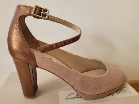 Clarks 'Kendra Ella' beige/bronze Gr. 42