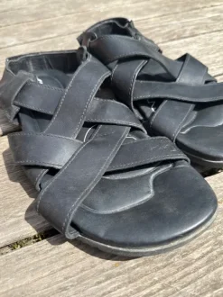 clarks leder sandalen