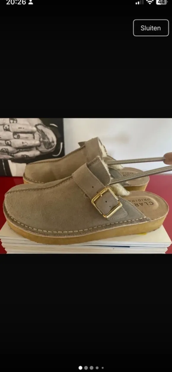 Clarks slides