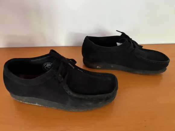 Clarks Wallabees 42 schwarz Wildleder Veloursleder