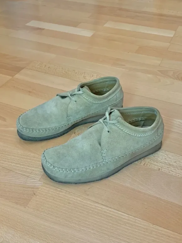 Clarks Weaver Beige