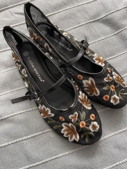 Claudia Ghizzani floral Mary Jane ballet flats