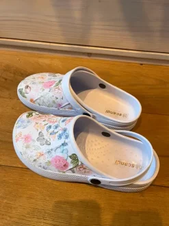 Clogs 38 Gartenschuhe Badeschuhe Schaumstoff