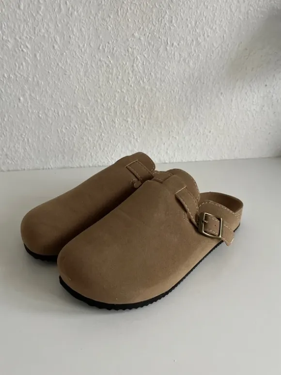 Clogs bunkel beige
