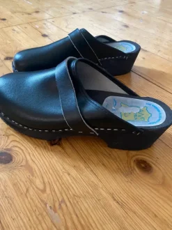 Clogs by Toffeln