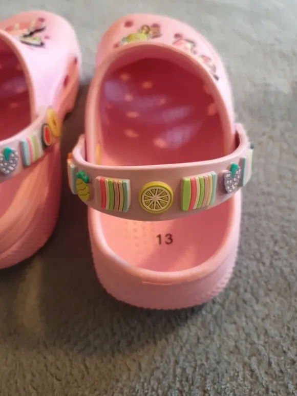 Clogs (Größe 32)