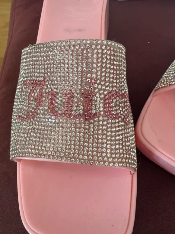 Clogs in rosa mit strassteinen