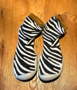 Collégien Haussocken mit Sohle Zebra Muster NEU