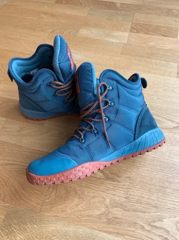 Columbia Boots
