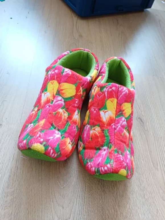 Comfortabele klomp pantoffels met tulpenpatroon, maat 39-41
