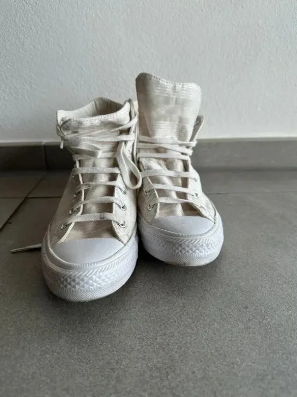 Converse All Star | High Top Sneaker | Off White | 38.5 | Y2K Casual