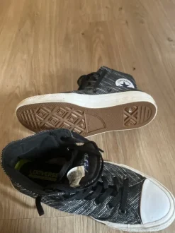 Converse Chucks