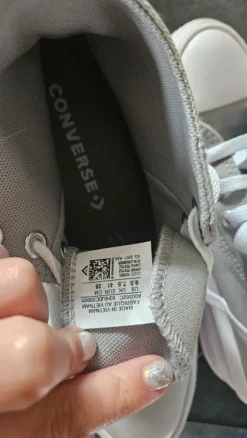Converse in Salbeigrün