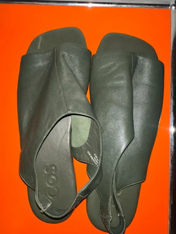 Coole Ballerinas von COS