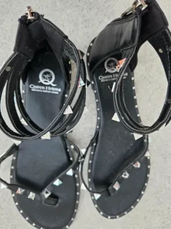 Coole Goth Sandalen/Zehen-Treter, Größe 38, mit Nieten
