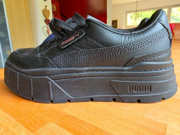Coole PUMA Sneaker mit Plateausohle