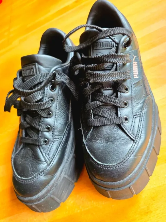 Coole PUMA Sneaker mit Plateausohle