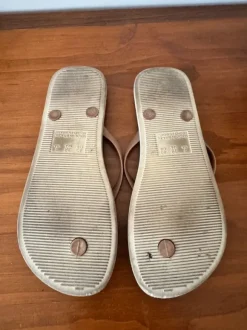 Copacabana Zehentrenner / Flip Flops mit Leo