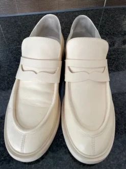 Copenhagen Loafers creme, Gr.40, neu
