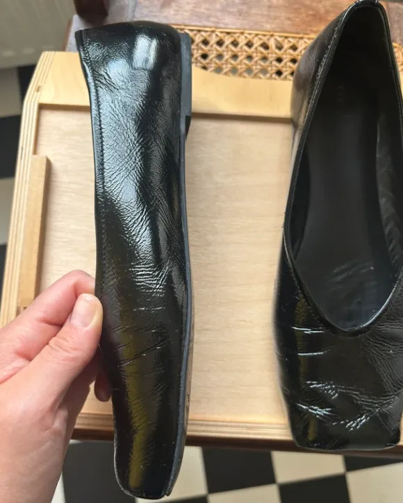Cos Schuhe