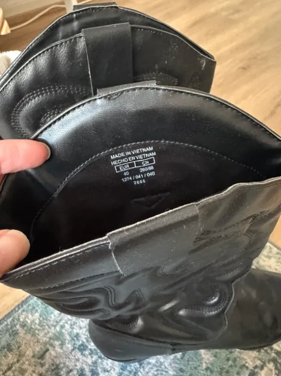 Cowboyboots schwarz Pull&Bear