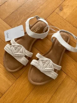 Creme farbene Gina Damen Sandalen Gr. 40