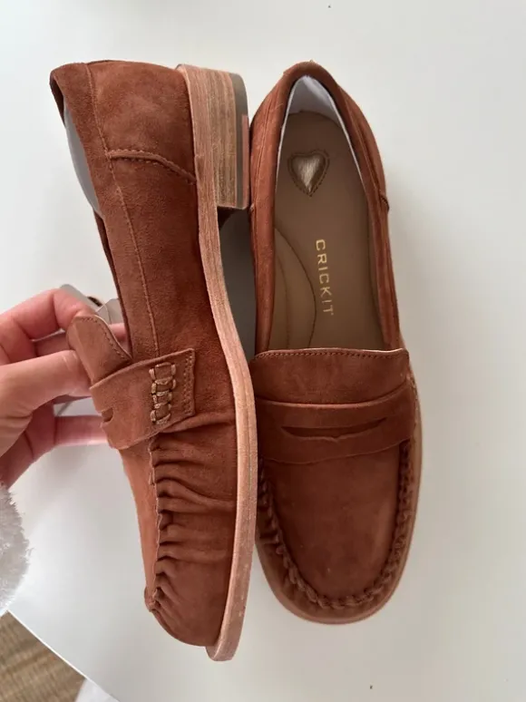 Crickit Loafer