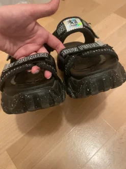 Crosby Scotland Plateau-Sandalen
