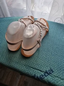 Damen sandalen gr 38 leder mit dekorative versilberte strasssteine
