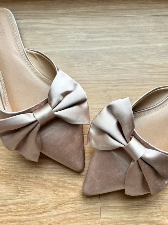 Damen Slipper mit Schleife