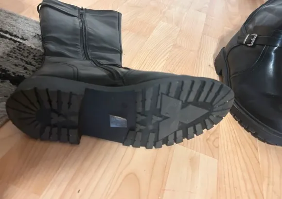 Damen Stiefel in Größe 40 von Otto