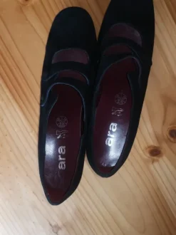 Damenschuh der Firma ara