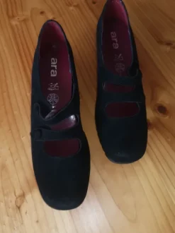 Damenschuh der Firma ara