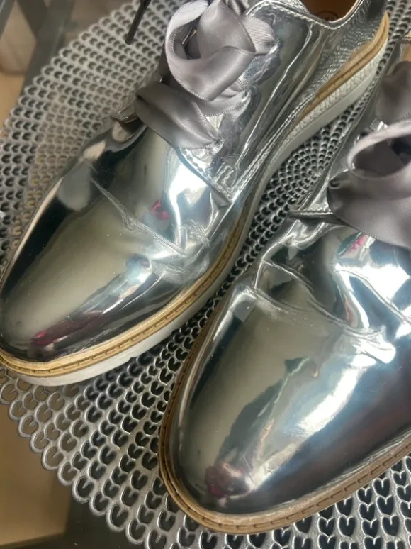 Damenschuhe
