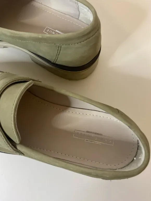 Damenschuhe