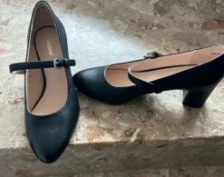 Damenschuhe