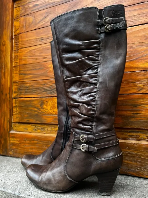 Damenstiefel braun, Lederoptik