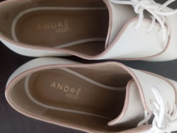 Derbie printanière pieds fin 38-37
