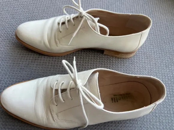 Derbies crème Minelli