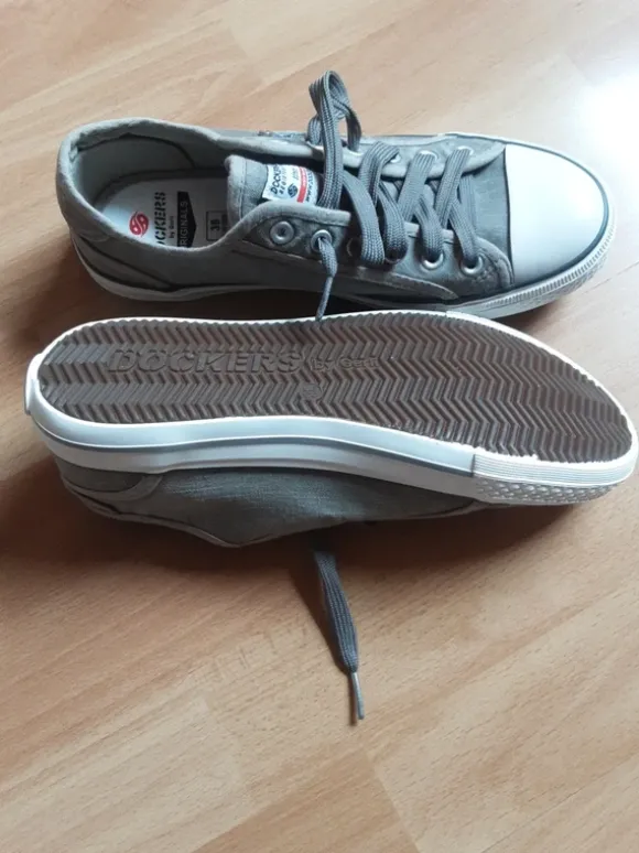 Dockers 38 grau weiß