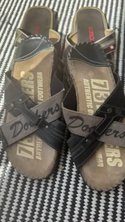 Dockers Sandalen / Pantoletten Größe 43