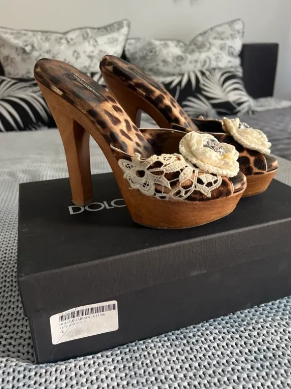 Dolce & Gabbana High Heel Pantoletten Leo Gr. 39 mit Box