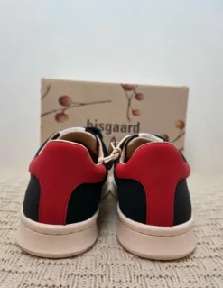 Donkerblauwe leren sneakers met klittenband van Bisgaard, maat 33